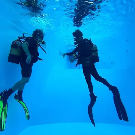 Santa Cruz Dive House Padi Dive Курортный комплекс